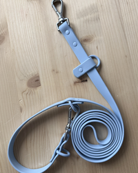 Multi-Way Hands-Free Waterproof Leash - Milky Sky
