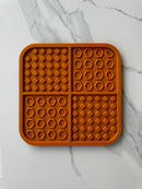 Clever Clover Lick Mat - Burnt Orange