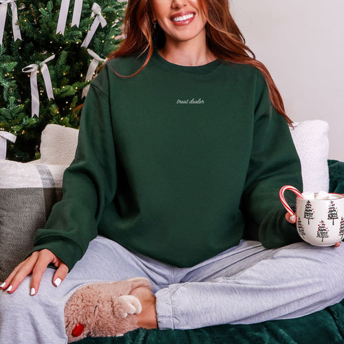 Treat Dealer crewneck sweatshirt in Forest