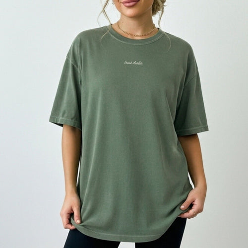 Treat Dealer t-shirt in Moss